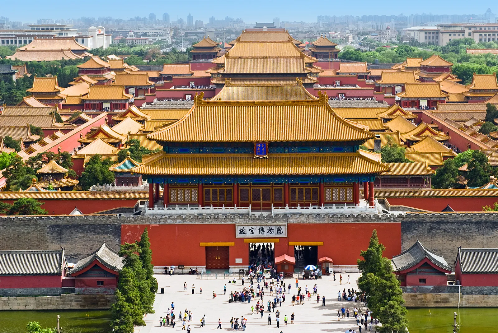 entrance-Gate-of-Divine-Might-Beijing-Forbidden